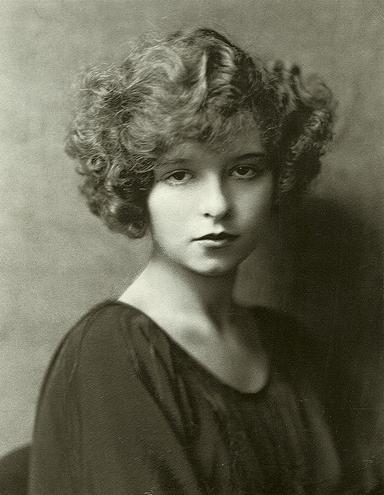Clara Bow en 1921